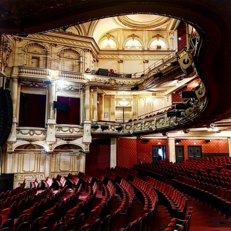 Théâtre Mogador
