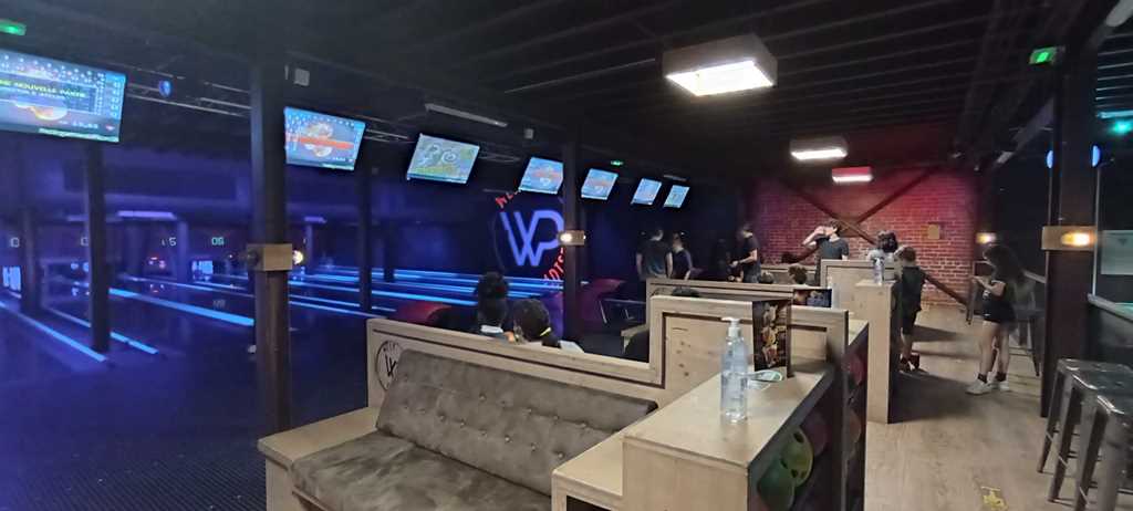 Bowling West Paradise