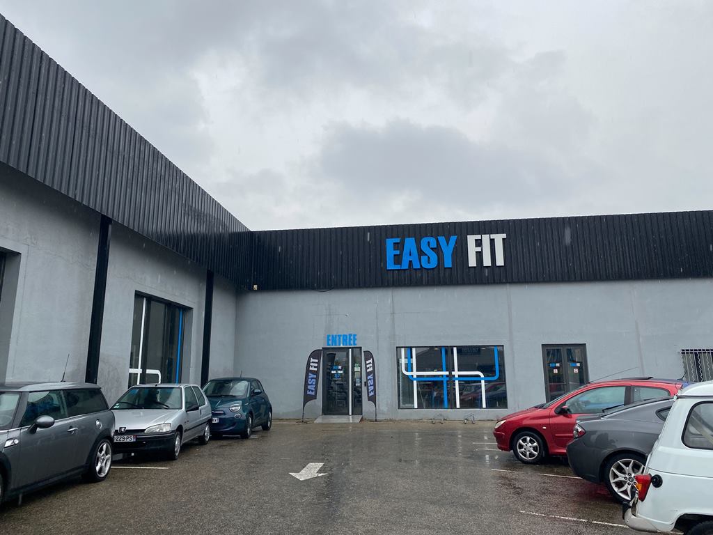 Easy Fit