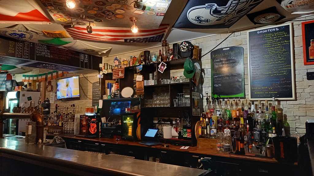Le Dropkick Bar
