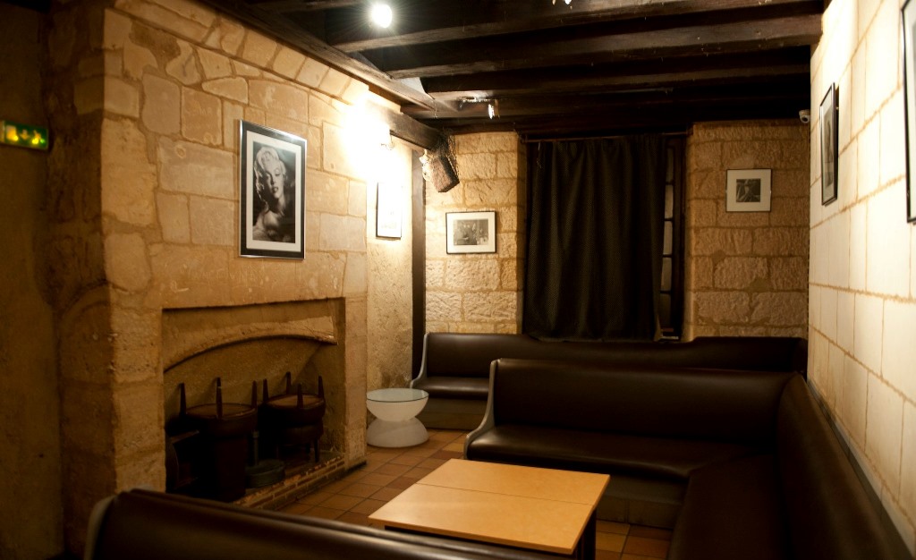 Le Café Chaud