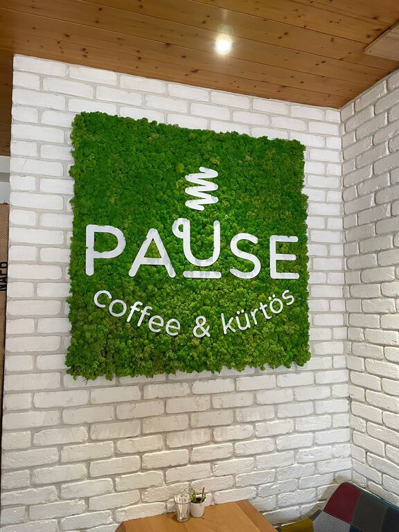 Pause Coffee & Kürtös