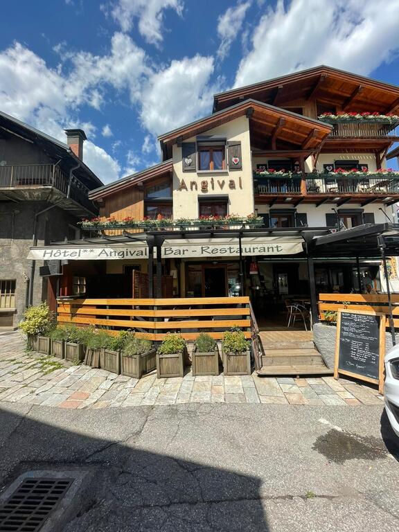 L'Angival