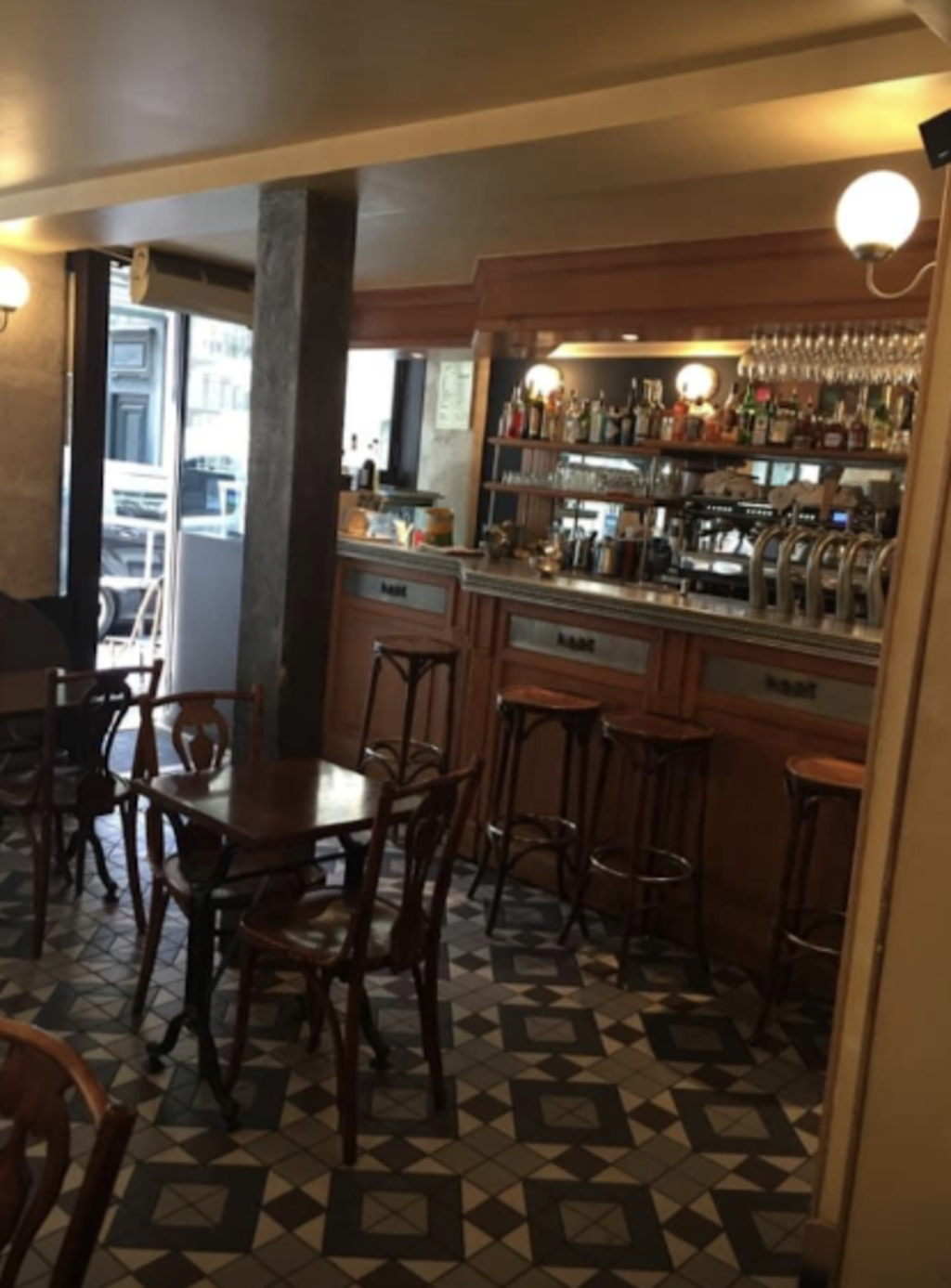 Bistro 1