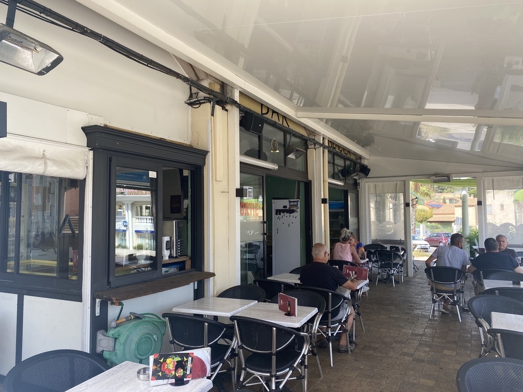 Le Bistrot