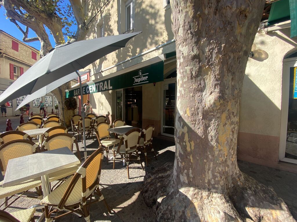 Le Central Bar PMU