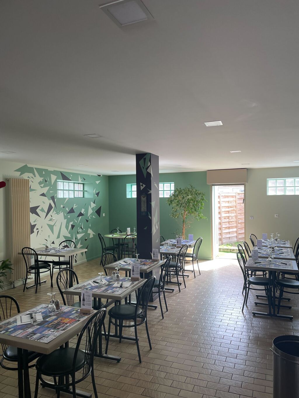 Le Diplomate