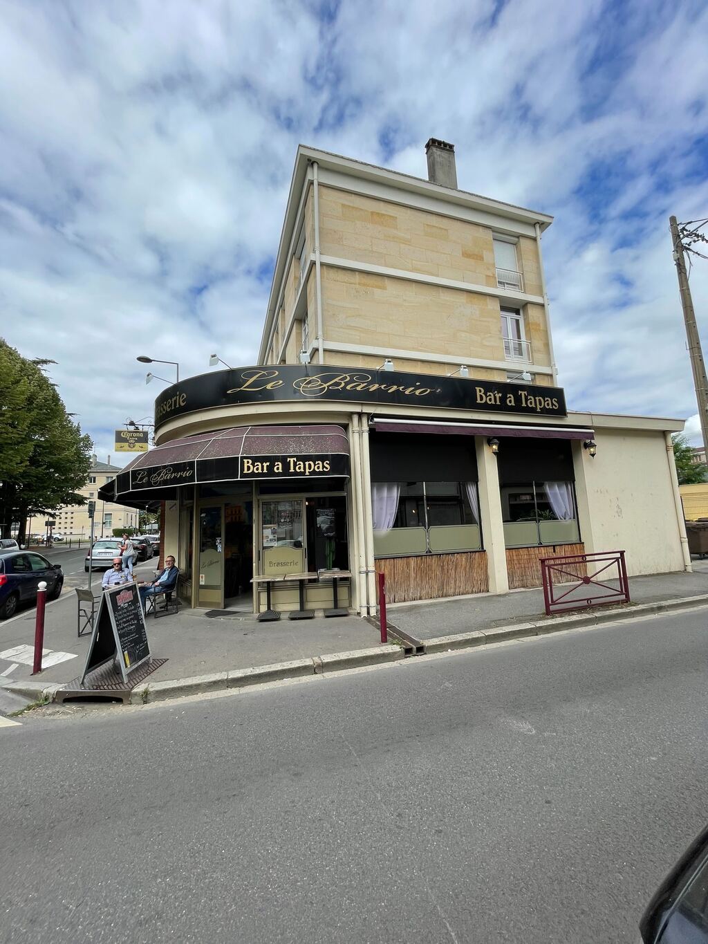 Le Barrio