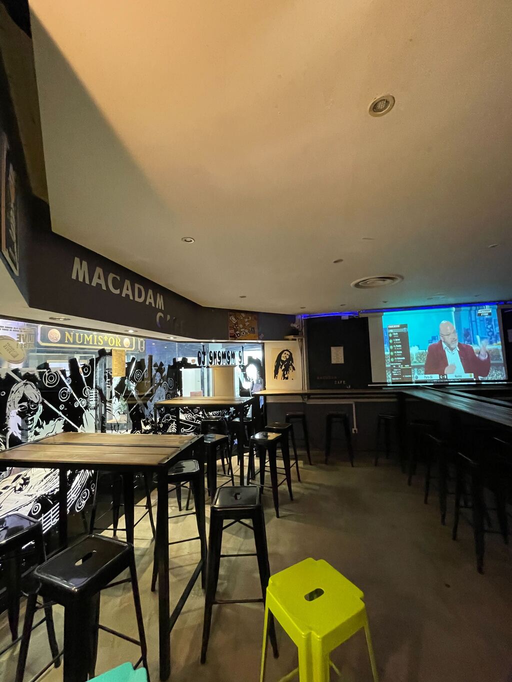Le Macadam Cafe