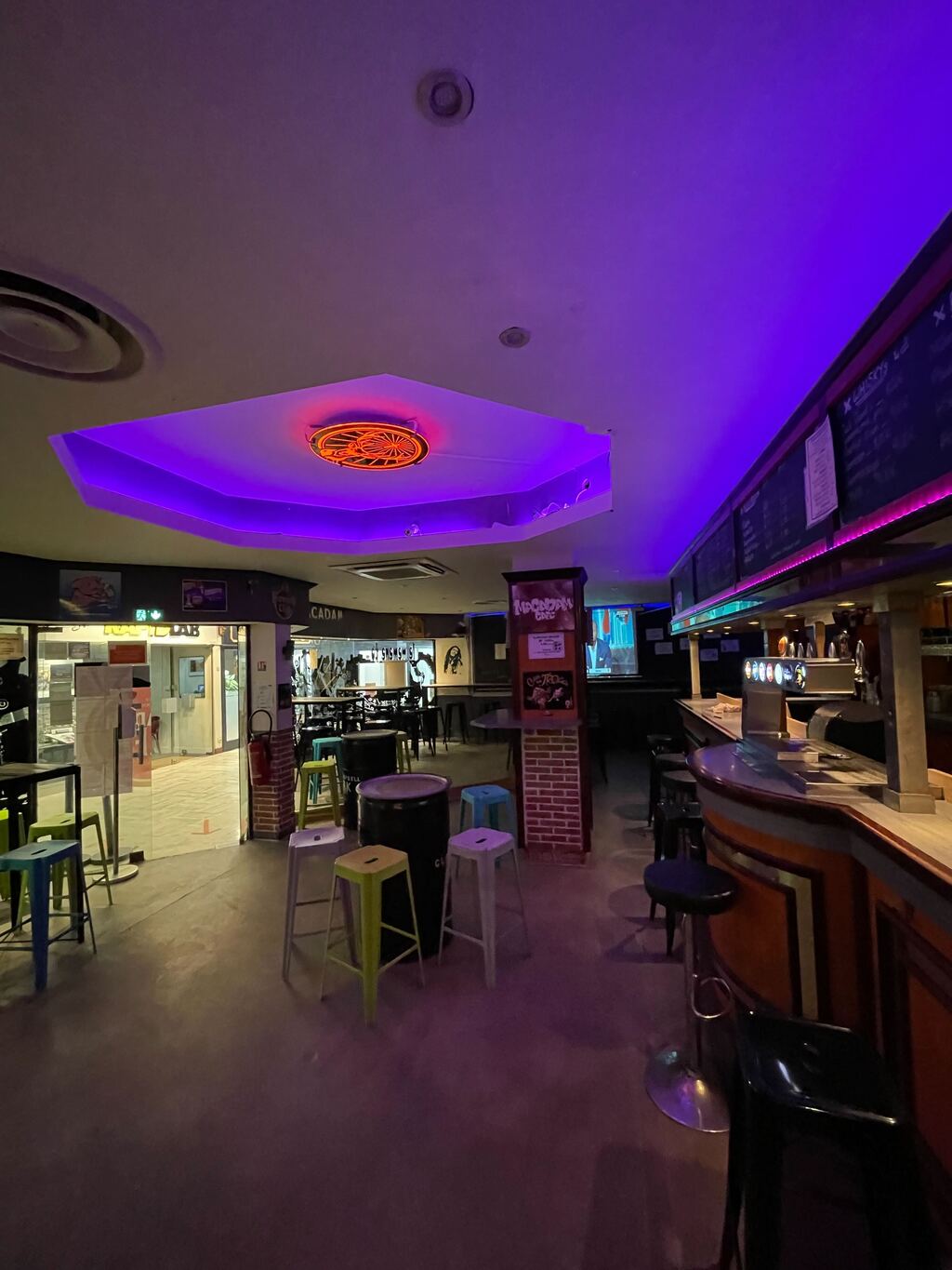 Le Macadam Cafe