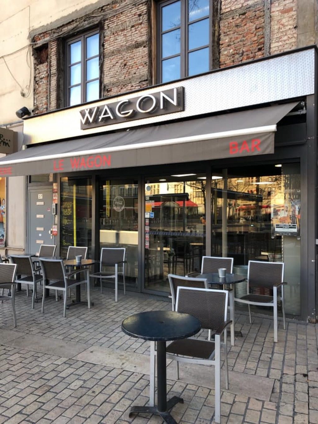 Le Wagon
