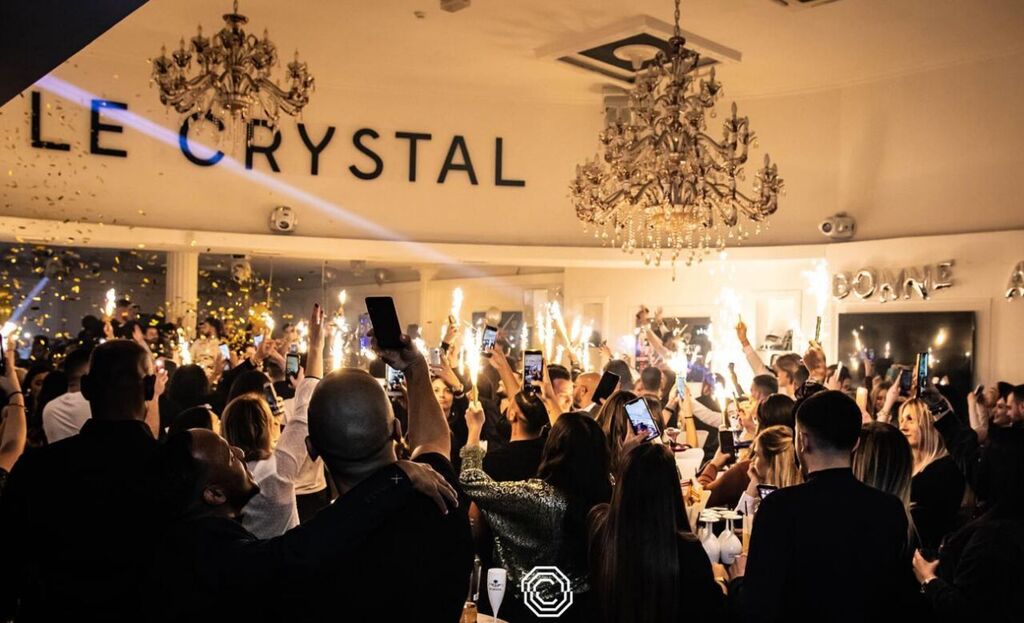 Le Crystal