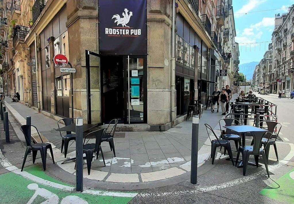 Rooster Pub