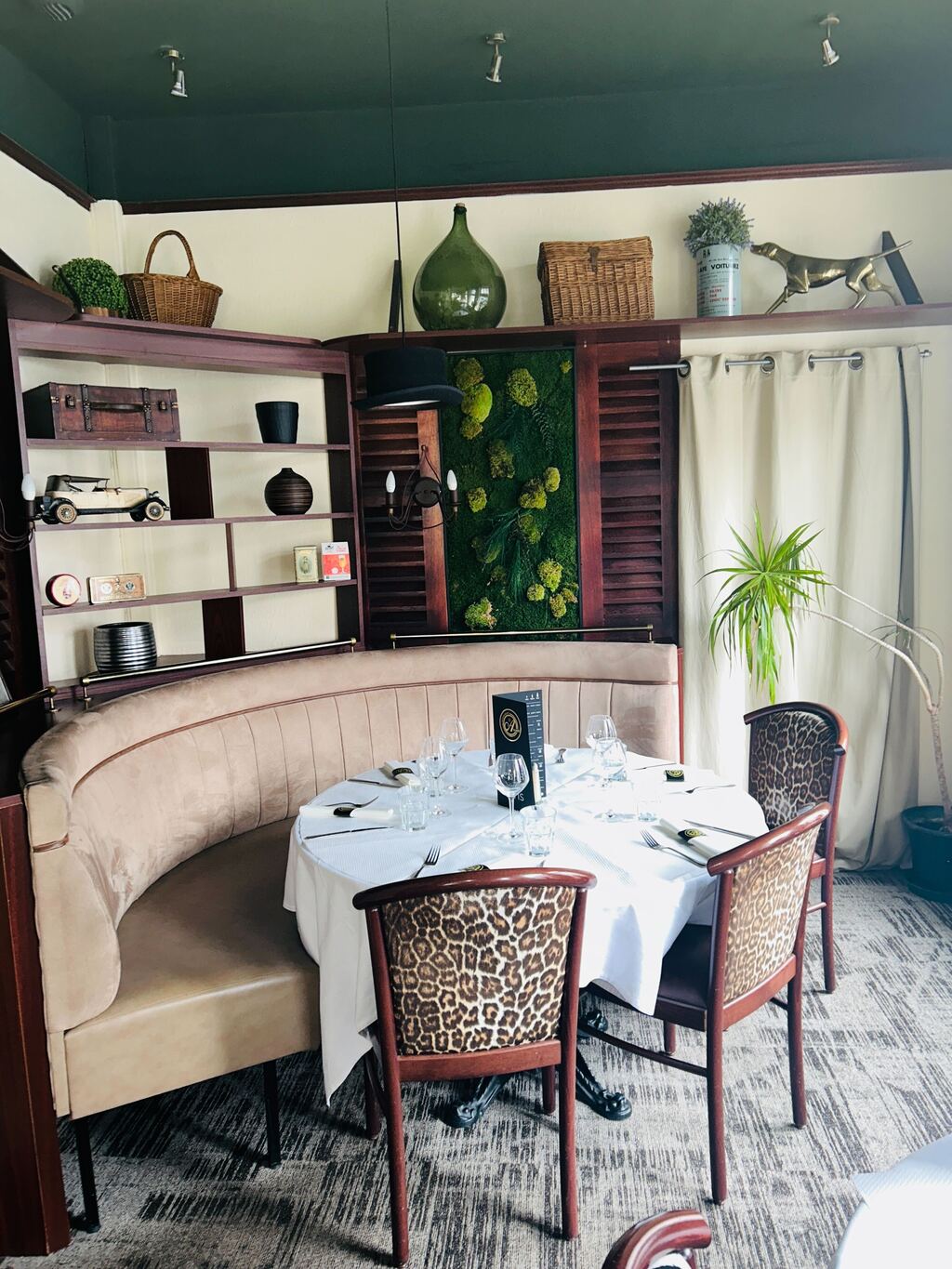 L'Aparté
