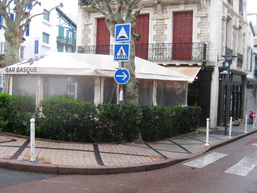 Bar Basque