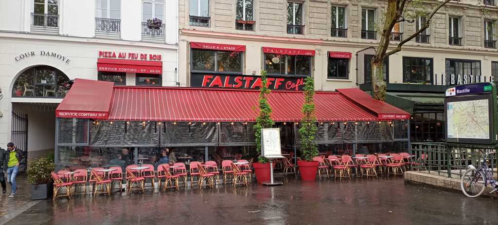 Falstaff Café