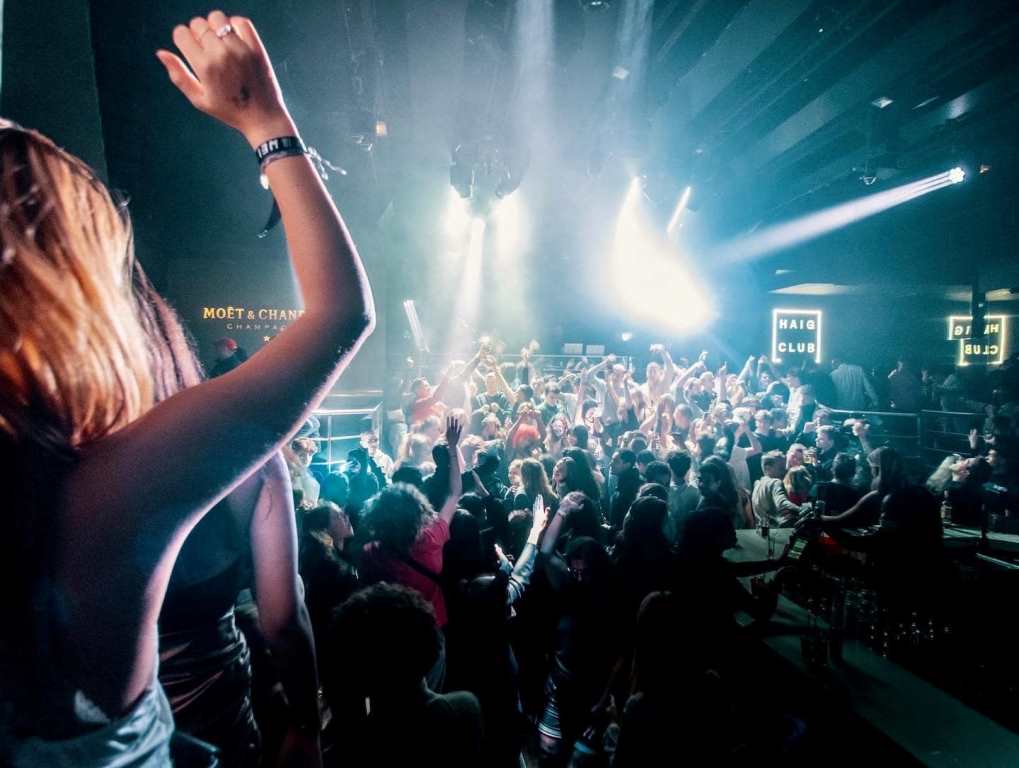 Le Network Lille club intérieur