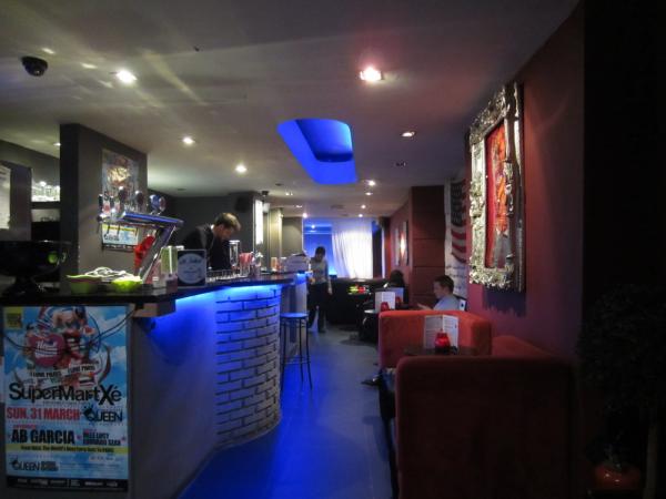 Velvet Bar