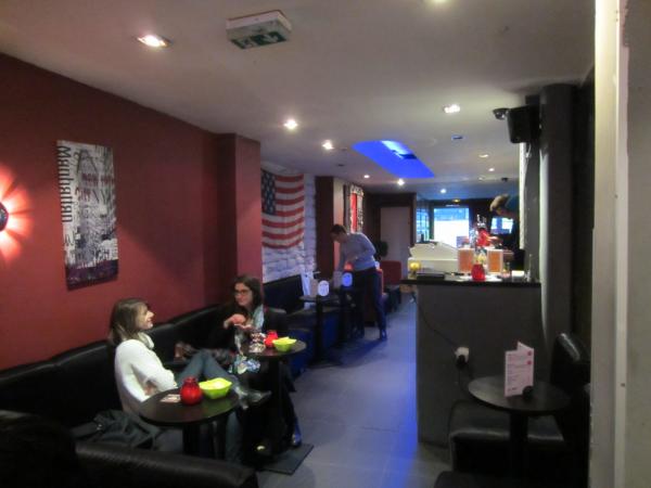 Velvet Bar
