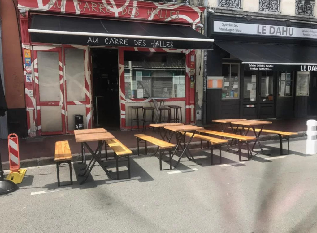 Au Carré Des Halles