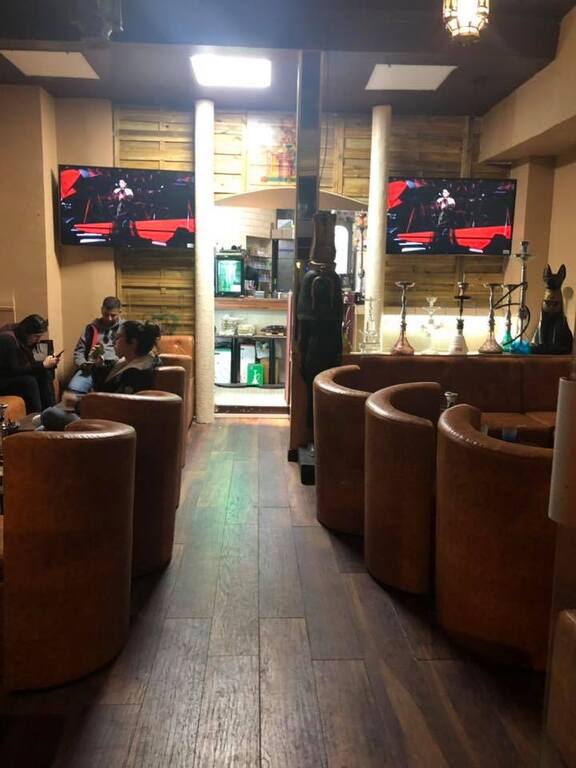 Isis Café