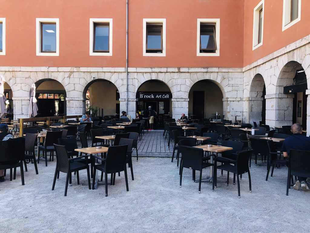 Brock Art'Café