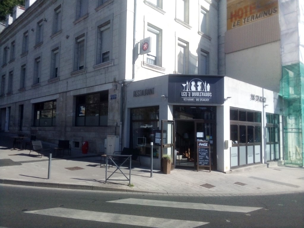 Les 3 Boulevards