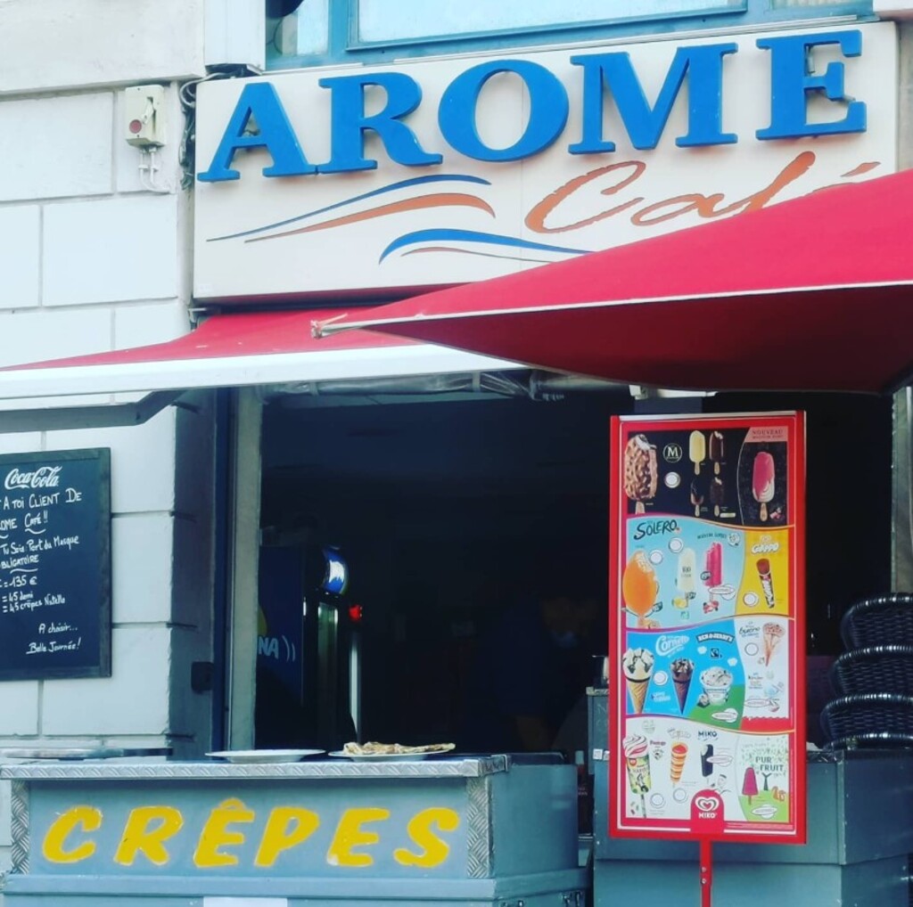 Arome Café