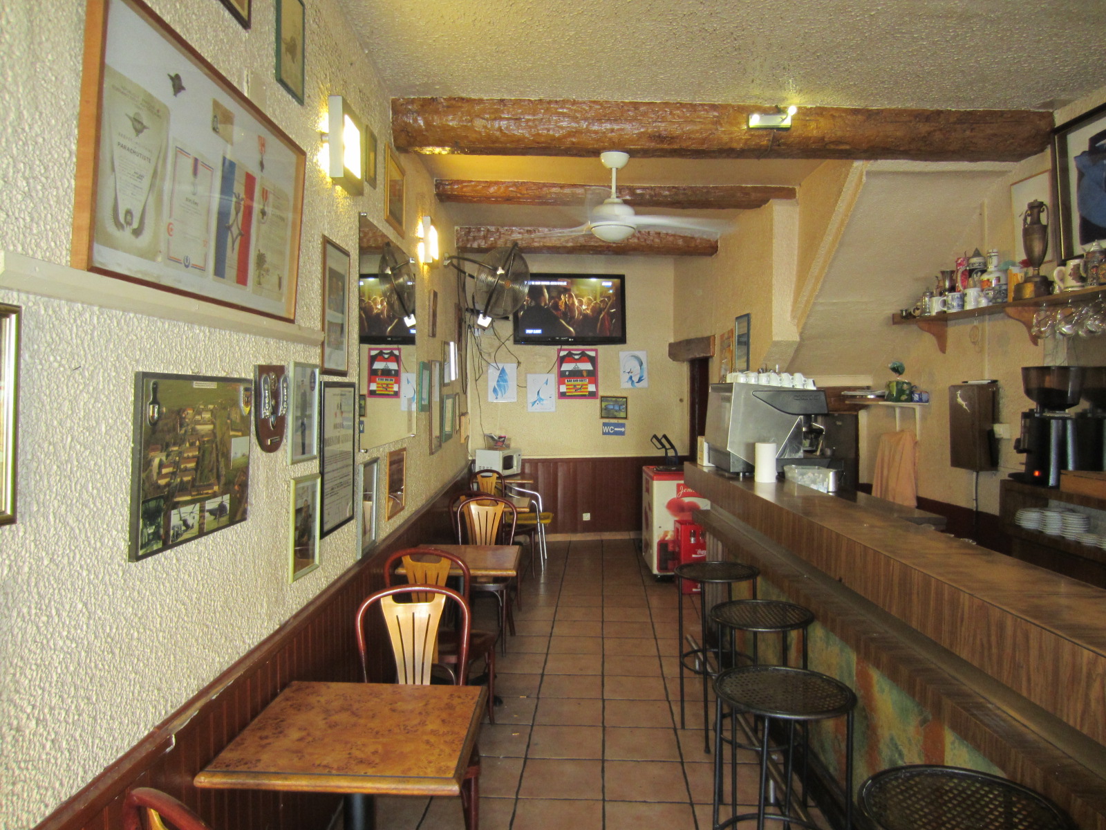Bar And Britz