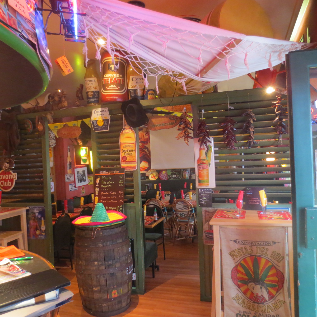 Le Mex Café
