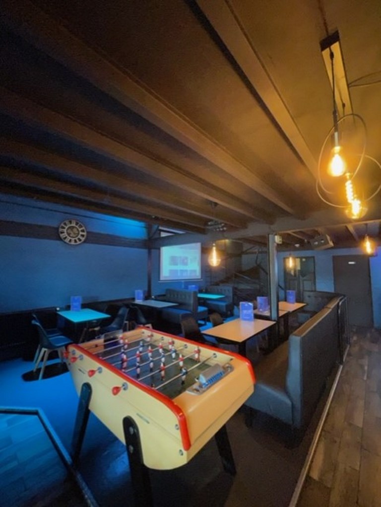 English Pub