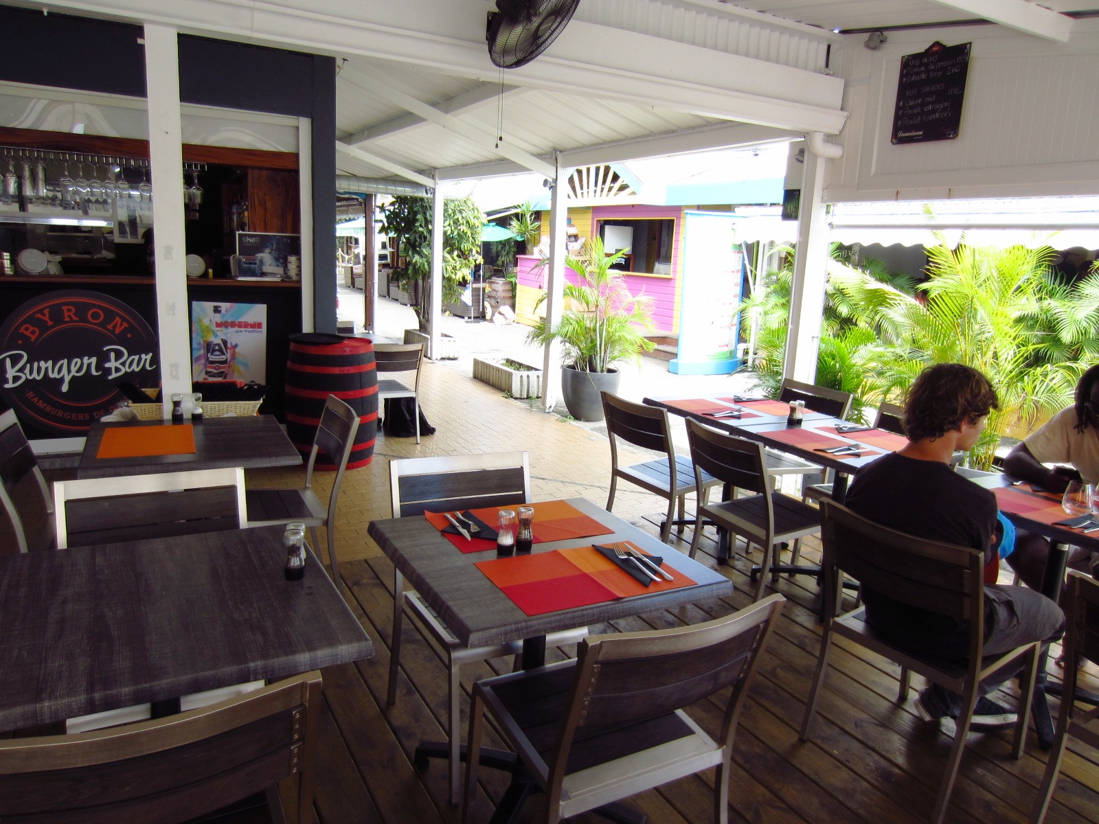 Byron Burger Bar