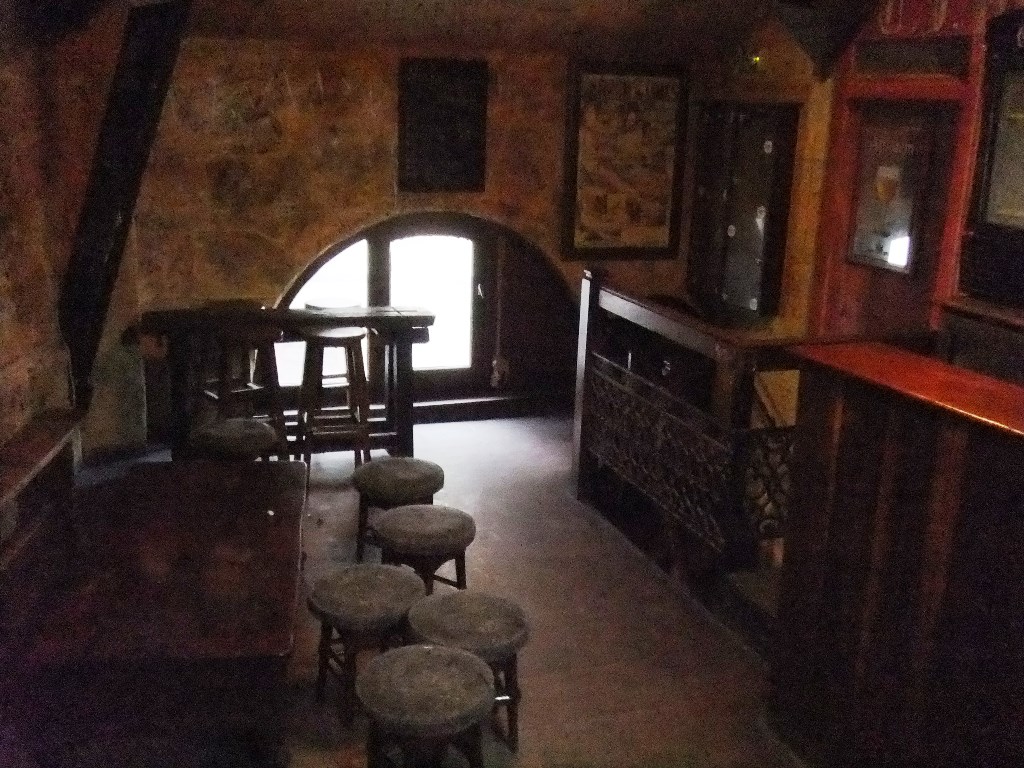 St Patrick Irish Pub
