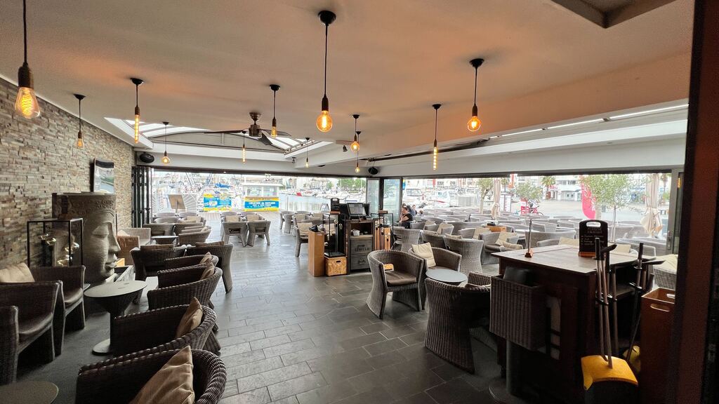 Moda Café