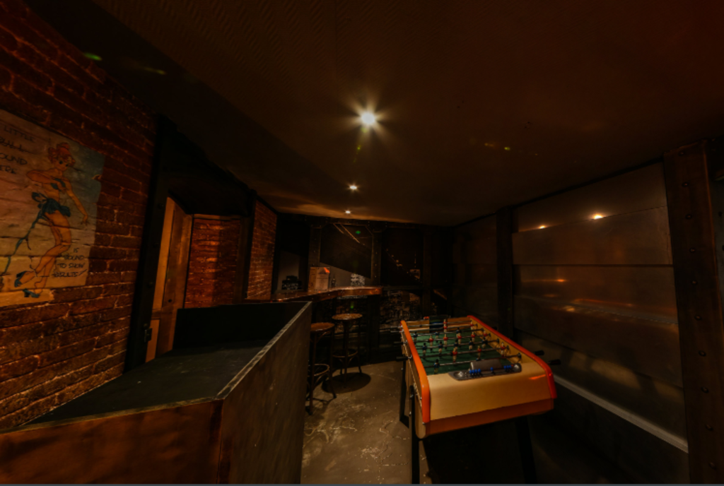 Luna Bar