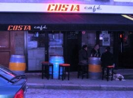 Costa Café