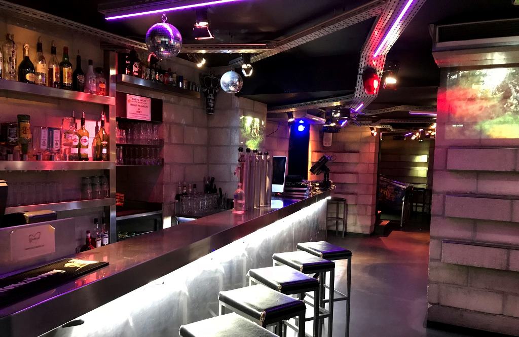 Quetzal Bar