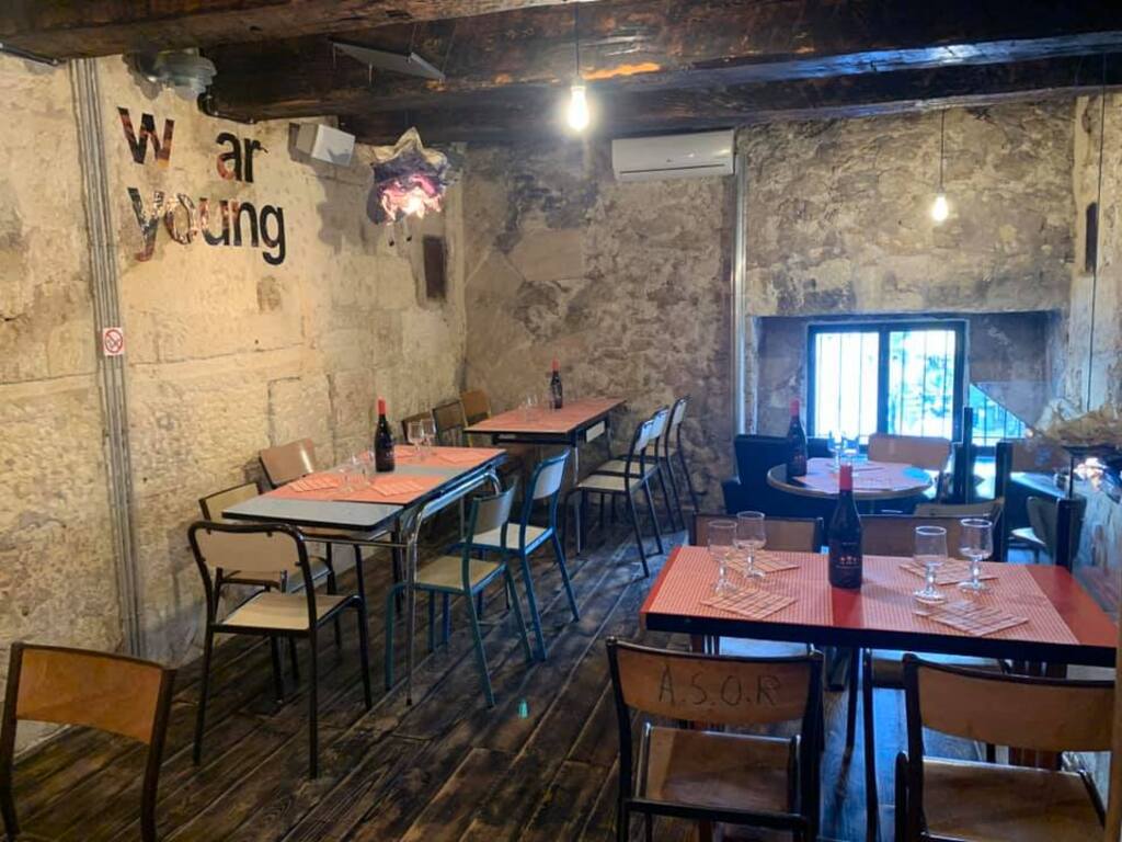 Le Petit Bistrot