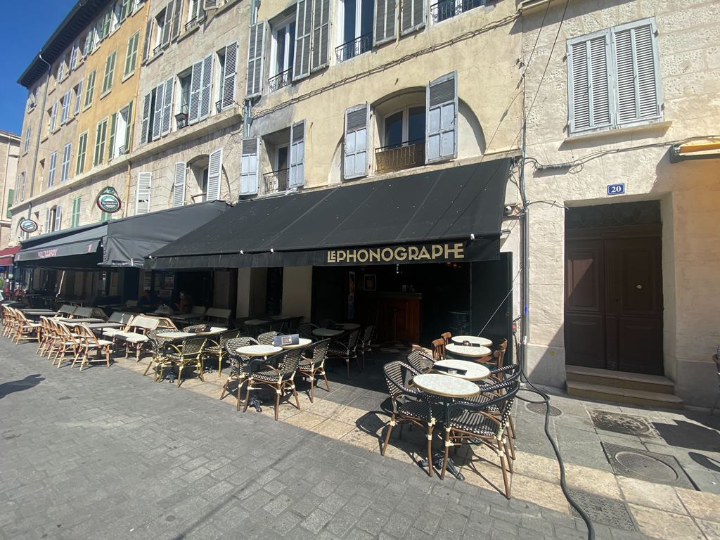 Le Phonographe