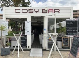 Cosy Bar Lounge