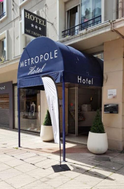 Le Metropole