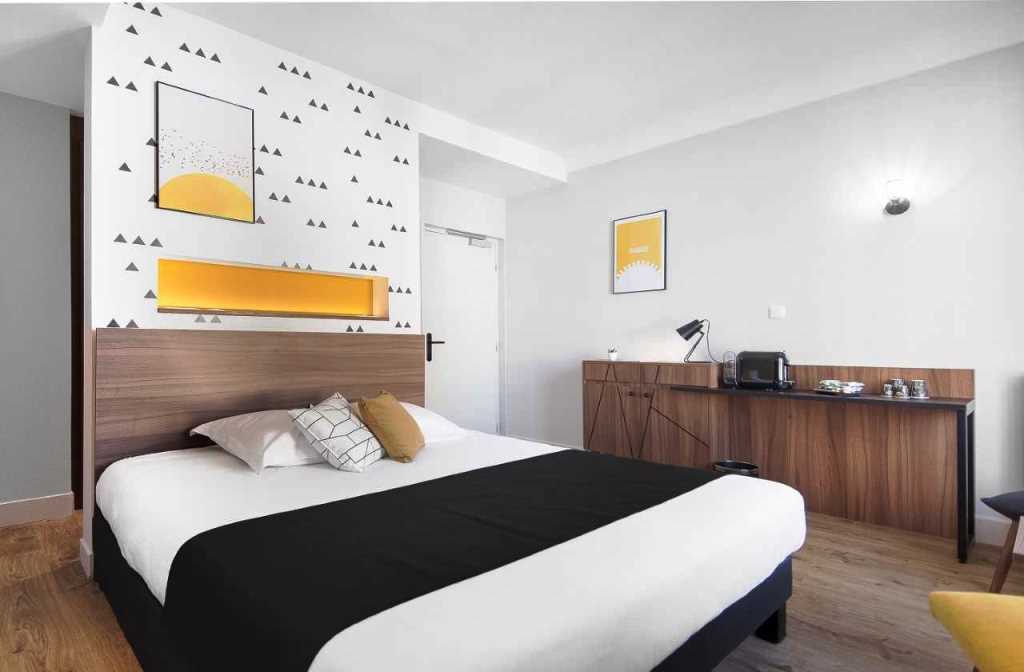 Le Metropole
