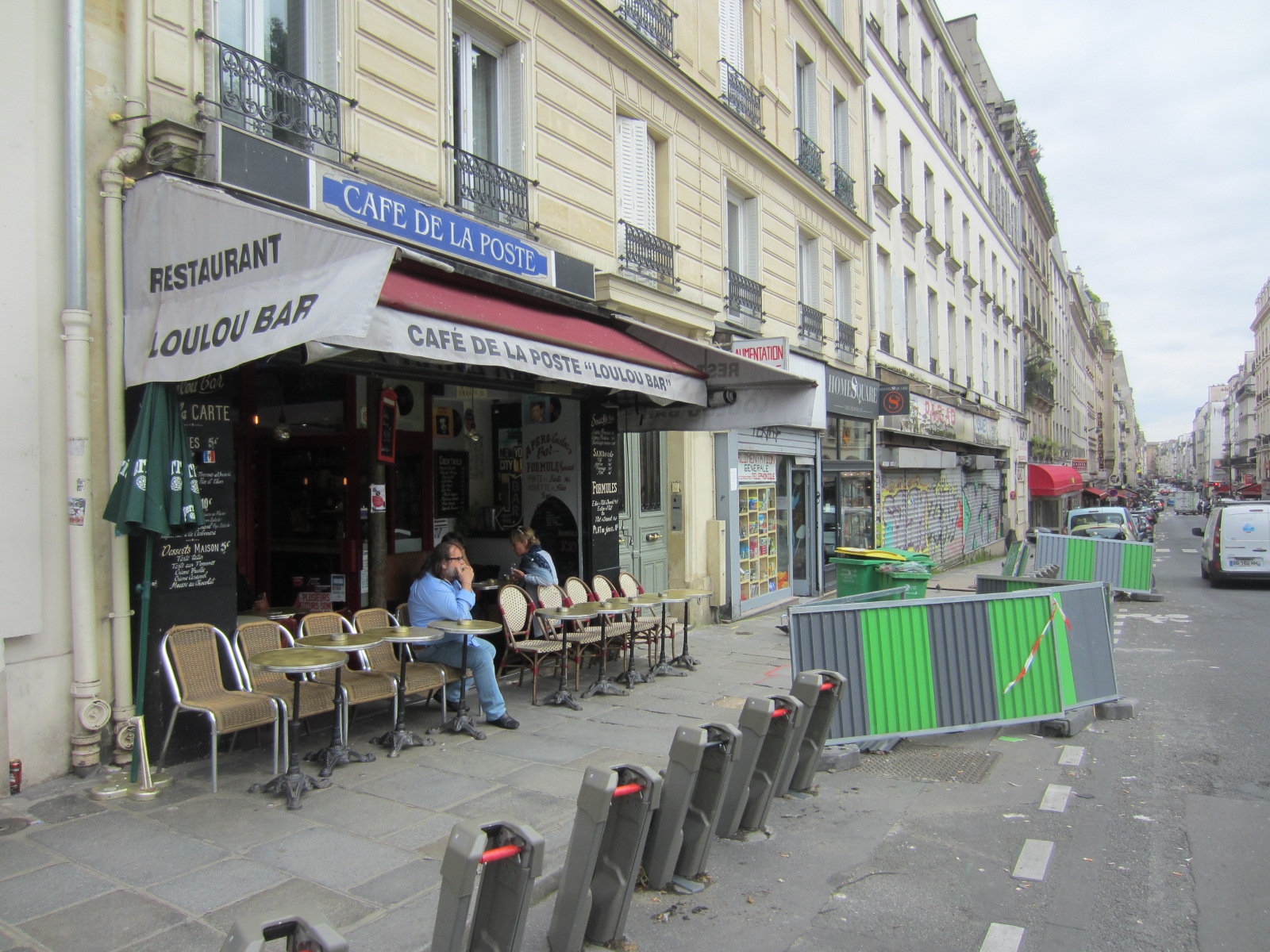 Loulou Bar