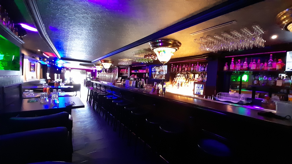 The Famous Pub