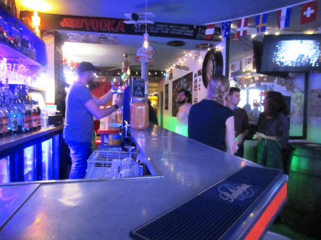 Helice Bar
