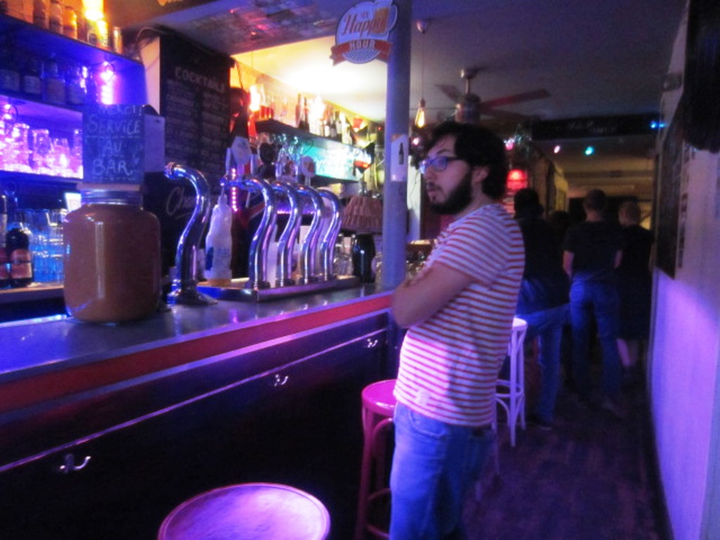 Helice Bar