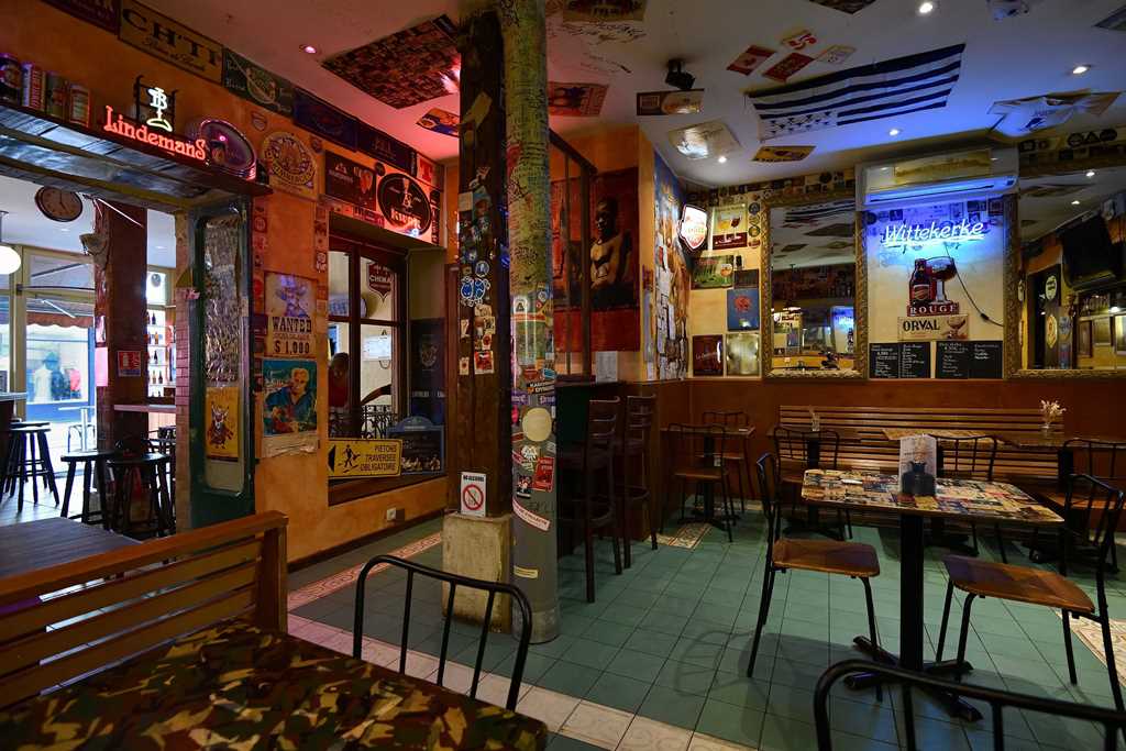 Troll café