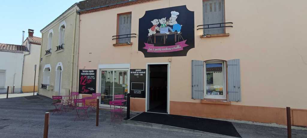 Les 3 petits cochons à table