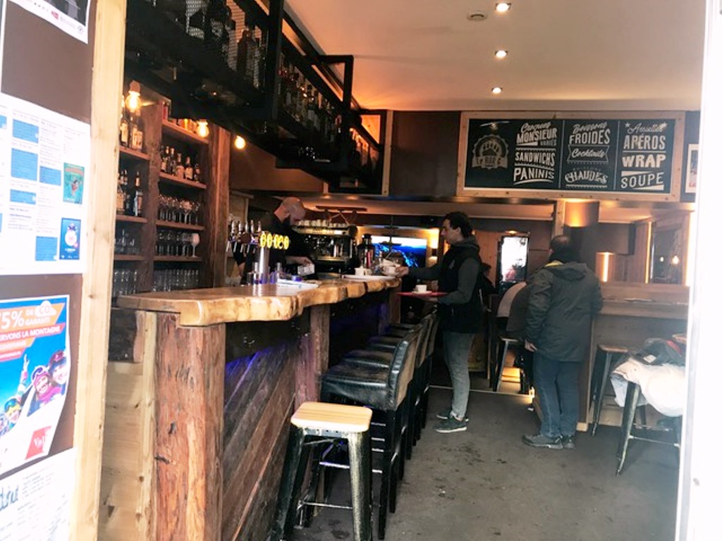 Le Bar G