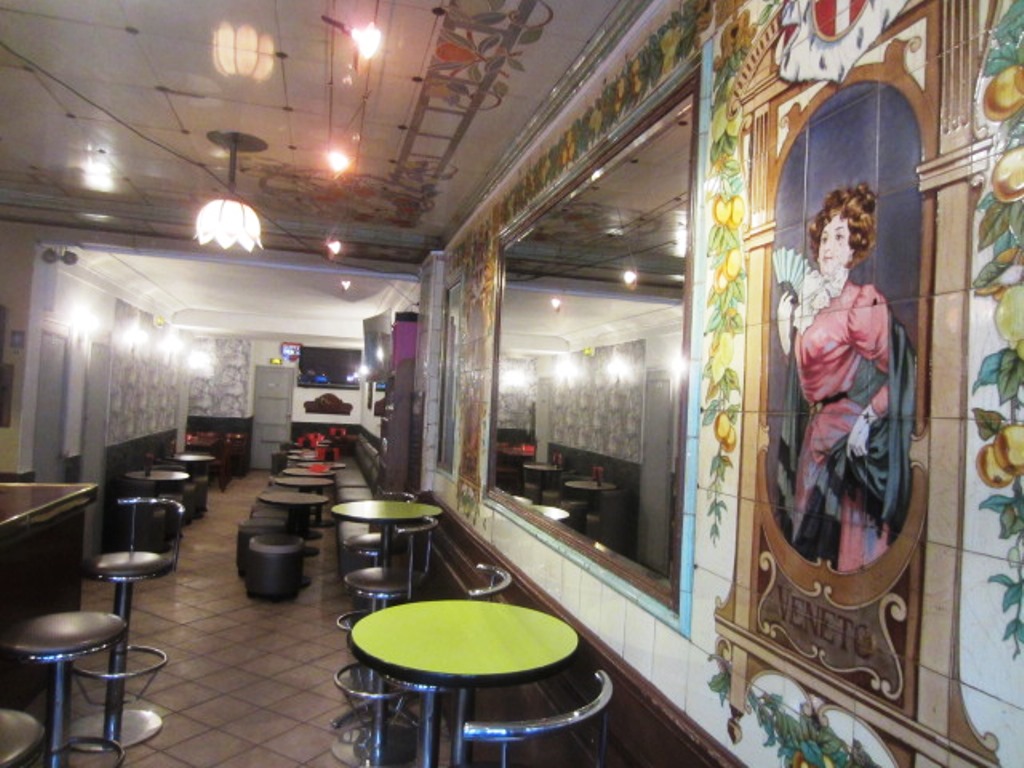 Le Royal Bar